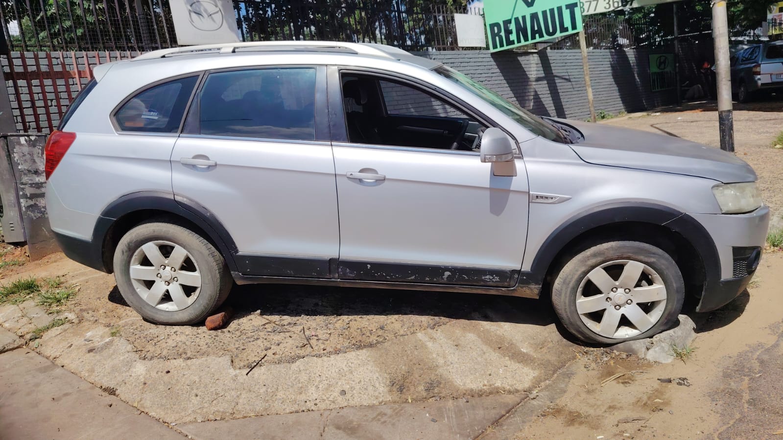 CHEVROLET,CAPTIVA image